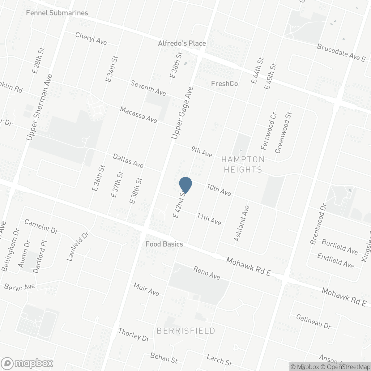 424 EAST 42ND STREET, Hamilton, Ontario L8T 3A9